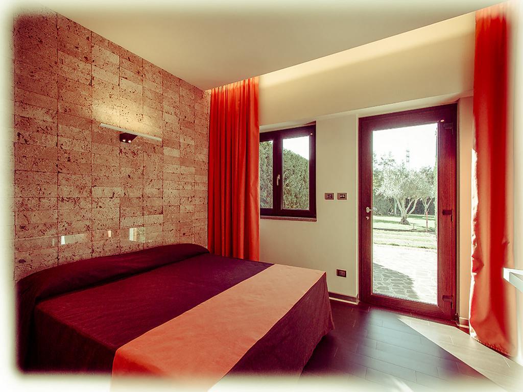 All Ways Garden Hotel & Leisure Rom Rum bild