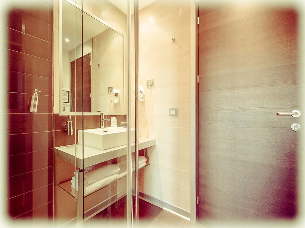 All Ways Garden Hotel & Leisure Rom Rum bild