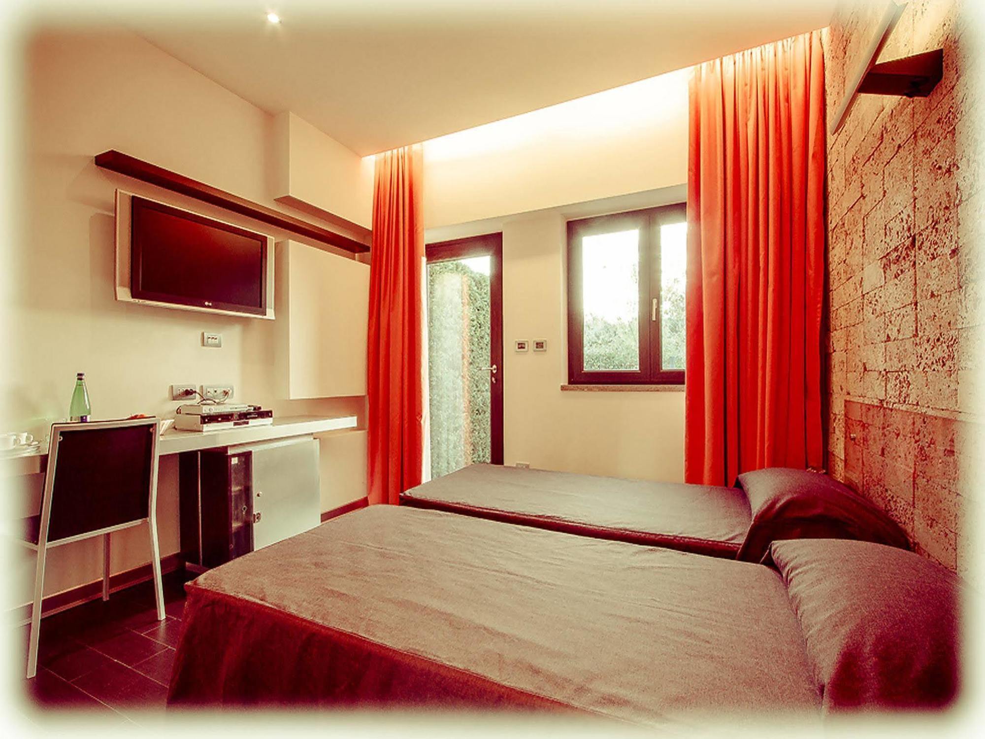 All Ways Garden Hotel & Leisure Rom Exteriör bild